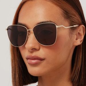 Gucci GG0970S W 001 Butterfly Sunglasses GOLD - GREY LENS 60-15-145